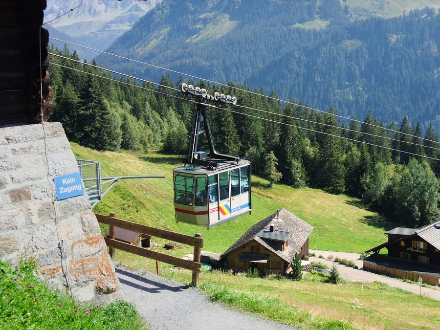 Berglandschaft im Montafon bei der Bergstation der Kristbergbahn