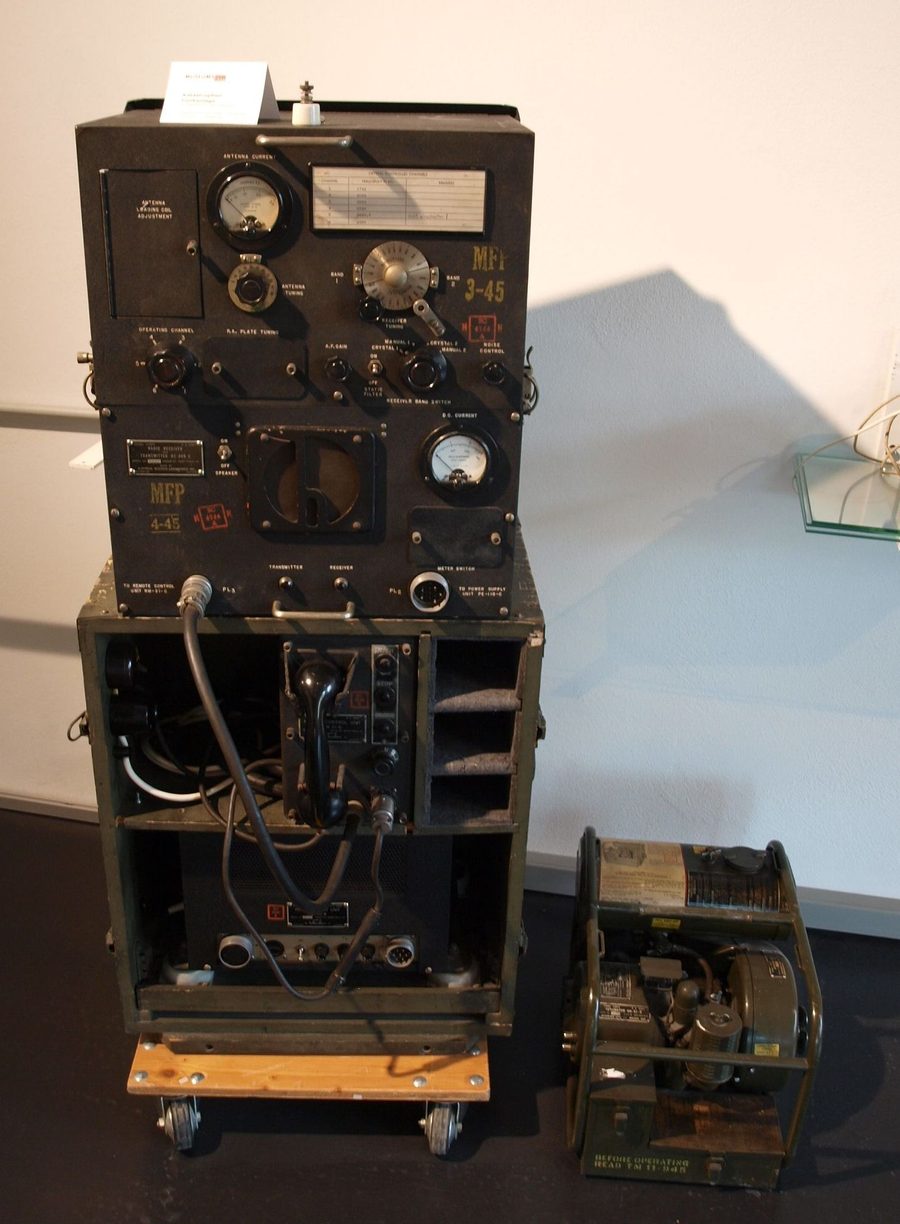 Notfall-Funkgerät im Elektromuseum Frastanz